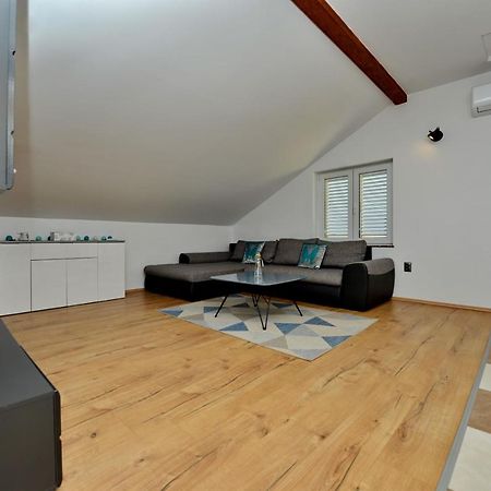 Apartments Blaza Božava Εξωτερικό φωτογραφία