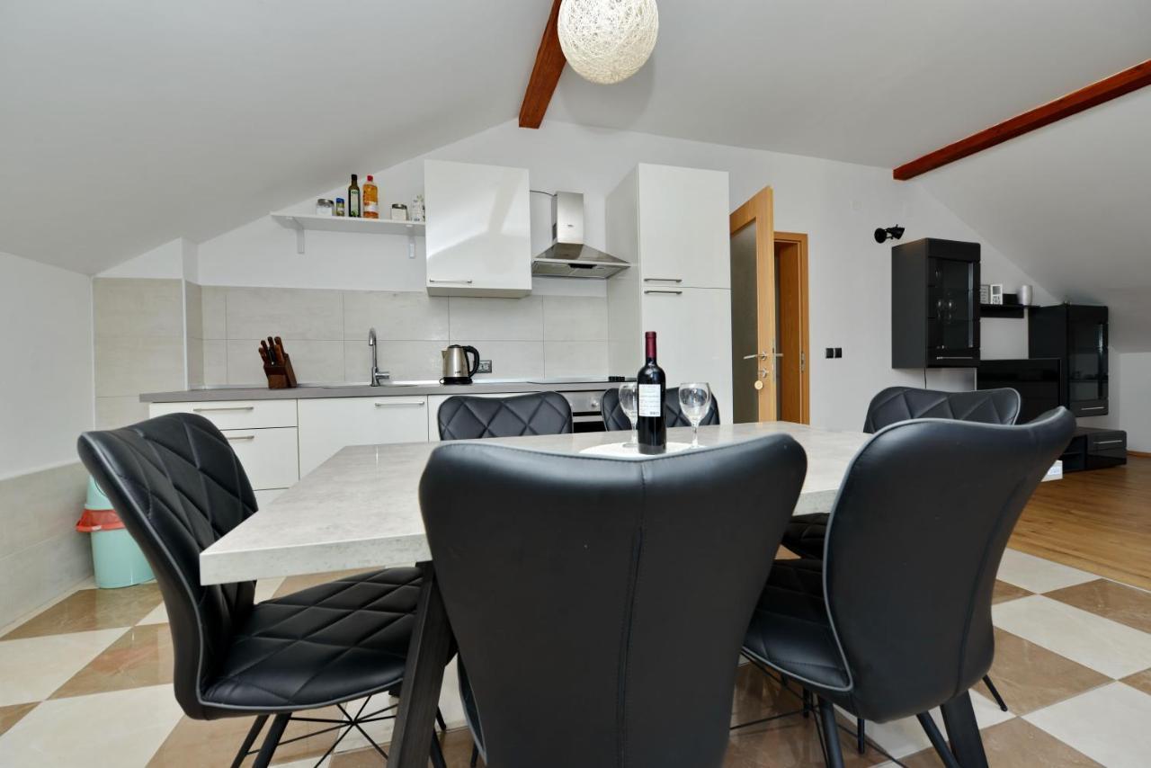 Apartments Blaza Božava Εξωτερικό φωτογραφία