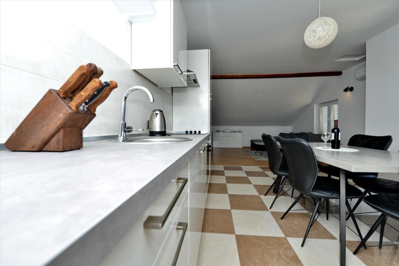 Apartments Blaza Božava Εξωτερικό φωτογραφία