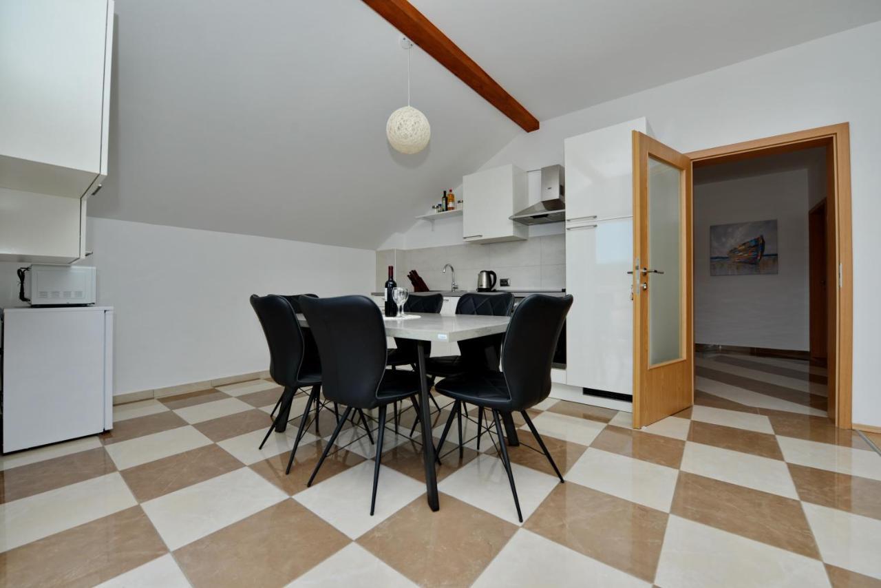 Apartments Blaza Božava Εξωτερικό φωτογραφία