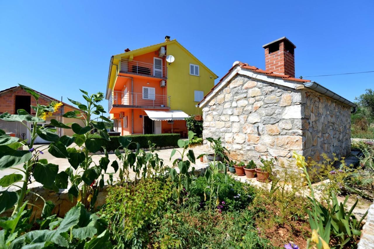 Apartments Blaza Božava Εξωτερικό φωτογραφία