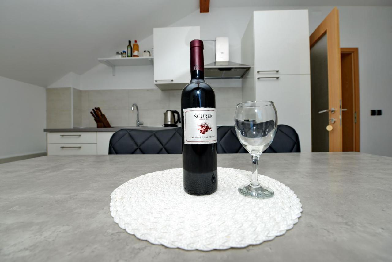 Apartments Blaza Božava Εξωτερικό φωτογραφία