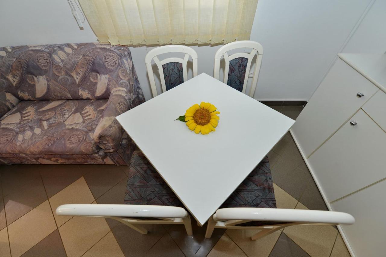 Apartments Blaza Božava Εξωτερικό φωτογραφία